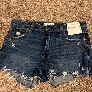 NWT Abercrombie & Fitch Distressed Dark Blue Jean Shorts